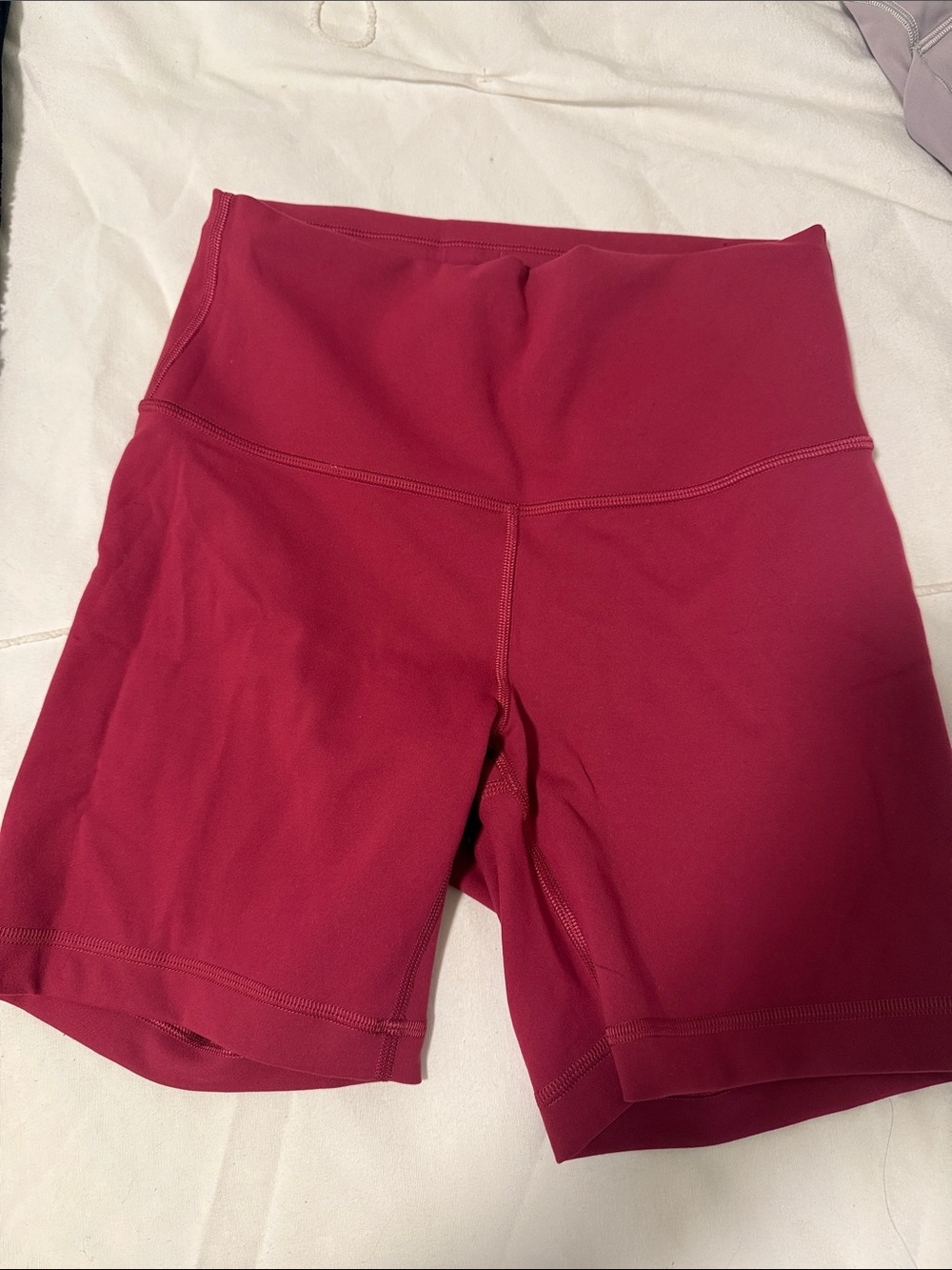 Lululemon Wunder Under Size 6 - Deep Berry